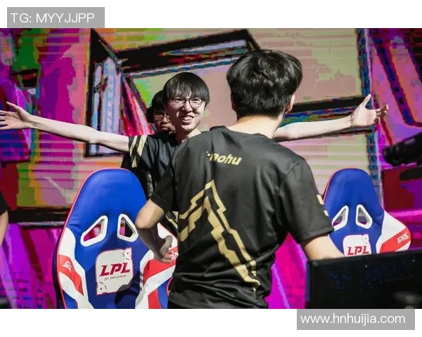 电竞新闻RNG在全球总决赛中的比赛经验与表现深度分析与点评